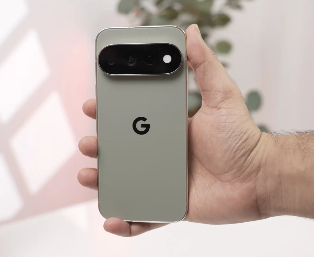 android_fhd-2093331332021571783-01-1024x837 Pixel 11 Pro : le smartphone de Google débarque en France, et les premiers tests sont partagés