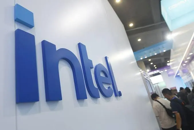 images-8-1 Intel lève 20 milliards de dollars pour financer sa course à l'IA
