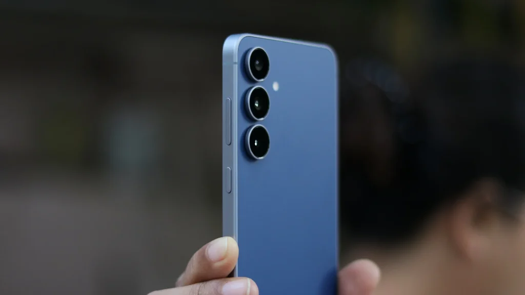 Galaxy-S25-FE-2-1024x576 Galaxy S26 FE : disponible dès aujourd'hui, prix et fiche technique complète